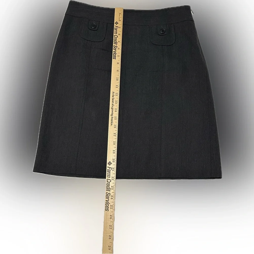 Ann Taylor LOFT Wool Pencil Skirt-Size 8 - Picture 4 of 7